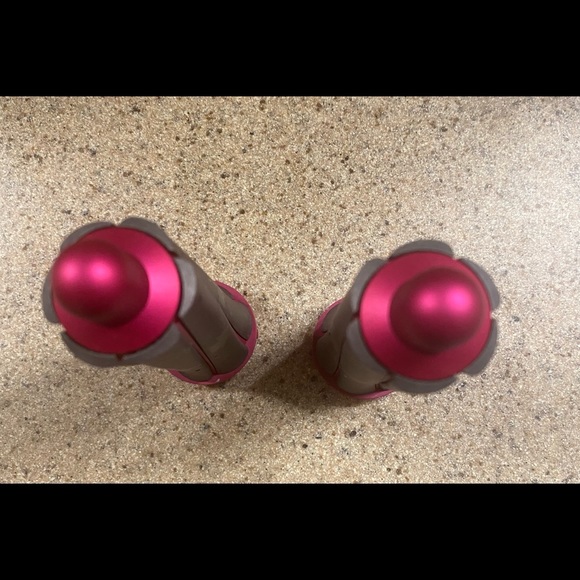 Dyson tapered curling attachment - Picture 2 of 3